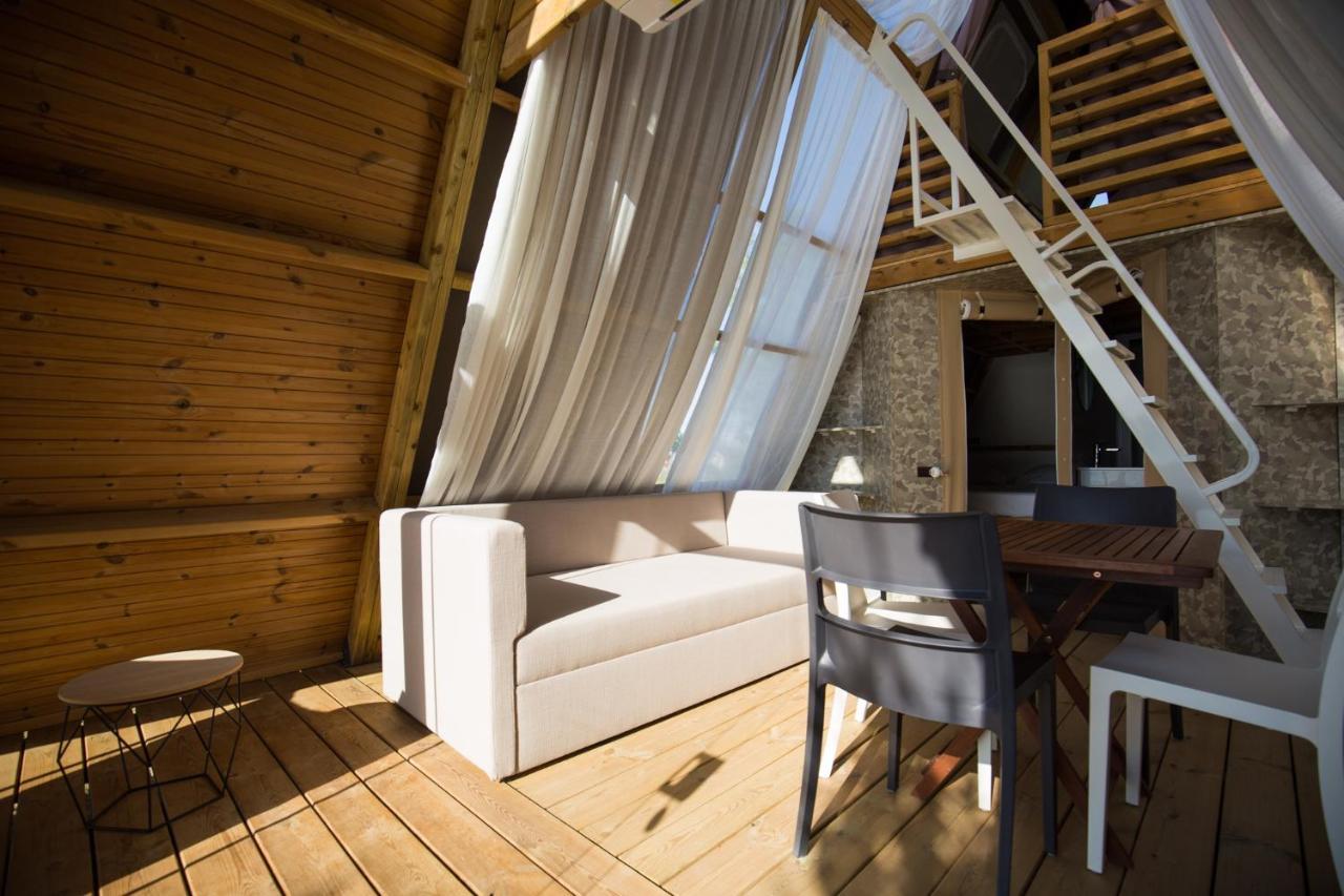 Nabi Resort Glamping & Spa Castel Volturno Exterior photo