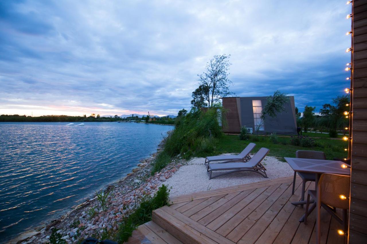 Nabi Resort Glamping & Spa Castel Volturno Exterior photo